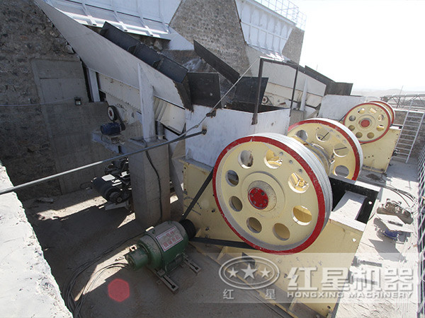 快播APP看片作业现场